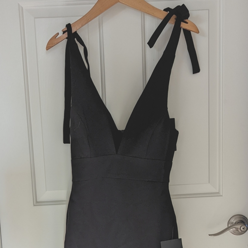 Lulus Date Night Done Right Black Tie-Strap Bodycon Midi Dress